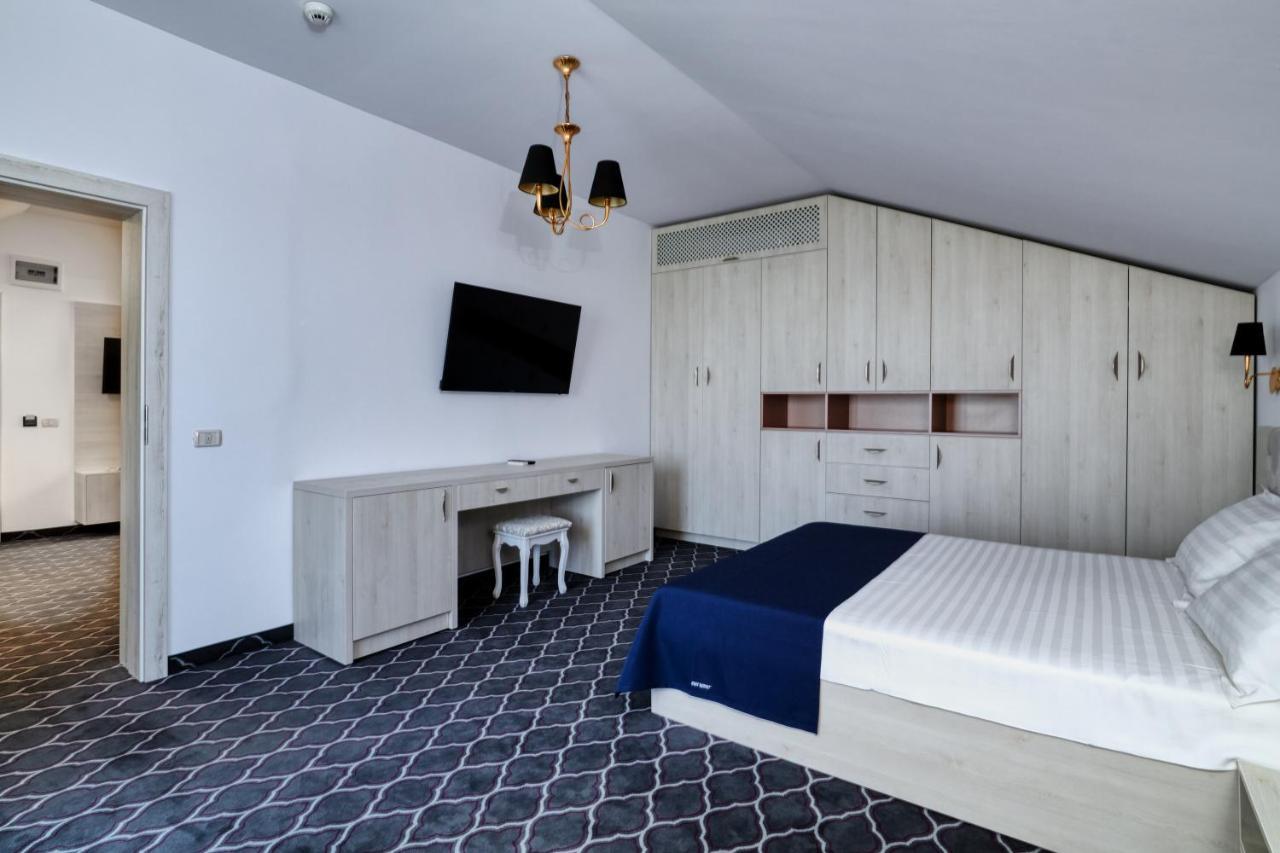 Eros Beach Resort Năvodari Eksteriør billede